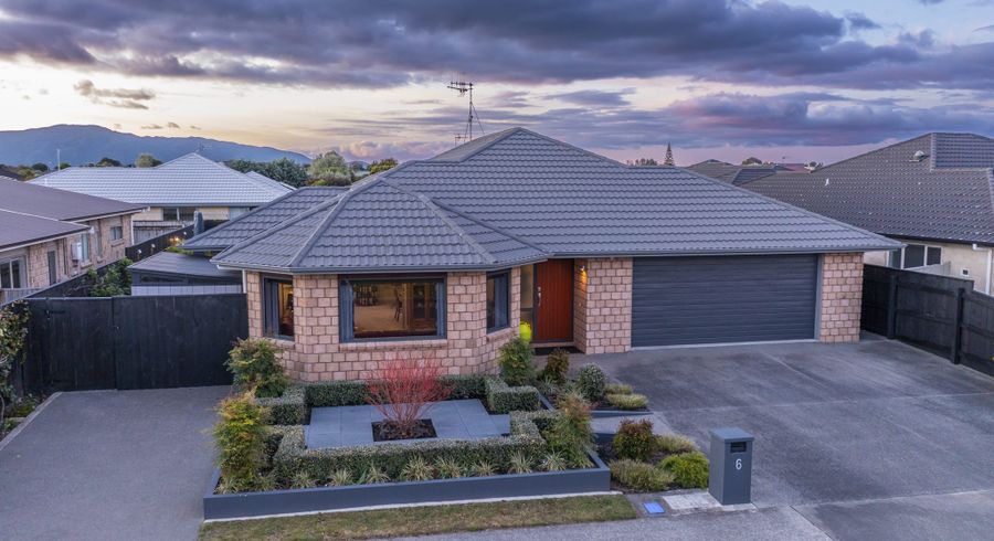  at 6 Trusham Court, Paraparaumu