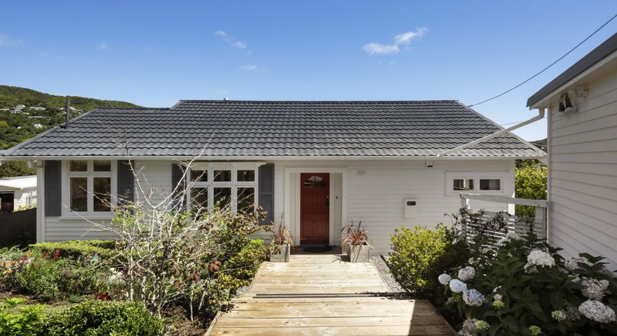  at 10 Donald Crescent, Karori, Wellington