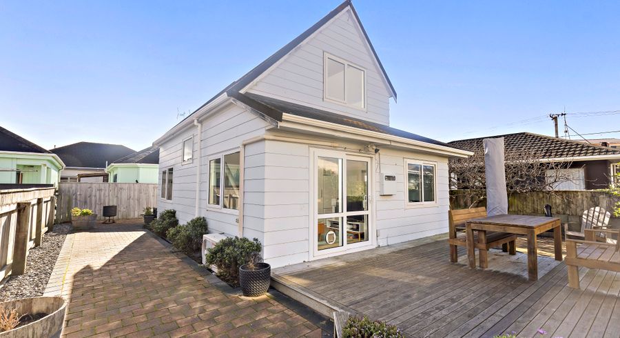  at 4 Rua Street, Lyall Bay, Wellington