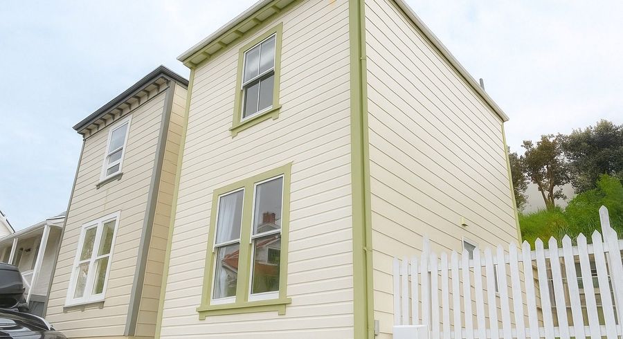  at 2 Yale road, Mount Cook, Wellington, Wellington