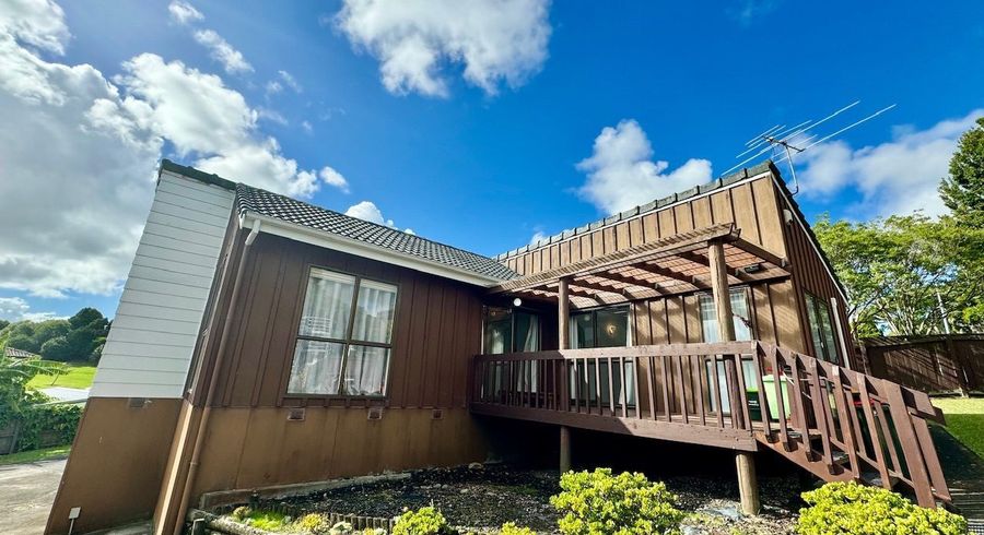  at 18 Banyan Drive, Totara Heights, Auckland