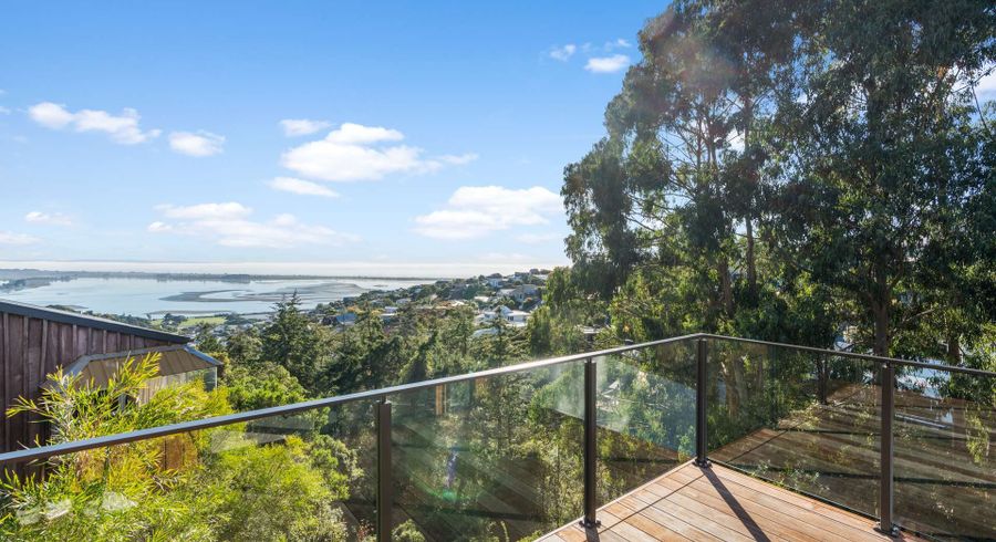  at 145 Mt Pleasant Road, Mount Pleasant, Christchurch City, Canterbury