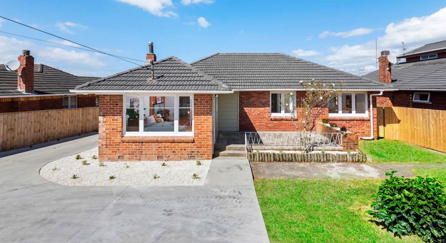  at 24 Toru Street, Te Atatu Peninsula, Auckland