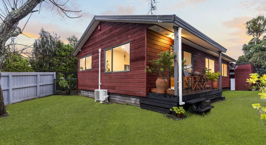  at 21B Panorama Road, Mount Wellington, Auckland