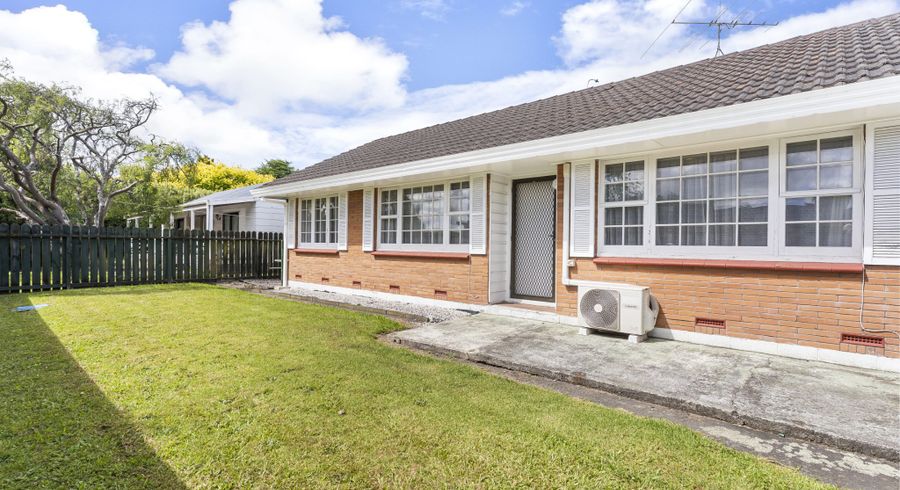  at 1/27 Great South Road, Conifer Grove, Papakura, Auckland