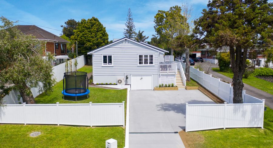  at 25 Evans Road, Glen Eden, Auckland
