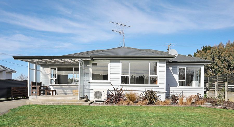  at 64 Moore Road, Lorneville, Invercargill