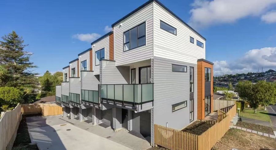  at ABCD/19 Cedar Heights Avenue, Massey, Waitakere City, Auckland