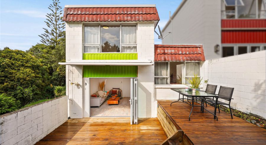  at 3/52 Fruitvale Road, New Lynn, Waitakere City, Auckland