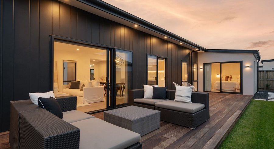  at 8 Perehia Mews, Marshland, Christchurch City, Canterbury