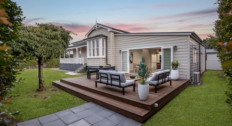  at 17A Crawford Avenue, Mangere Bridge, Auckland
