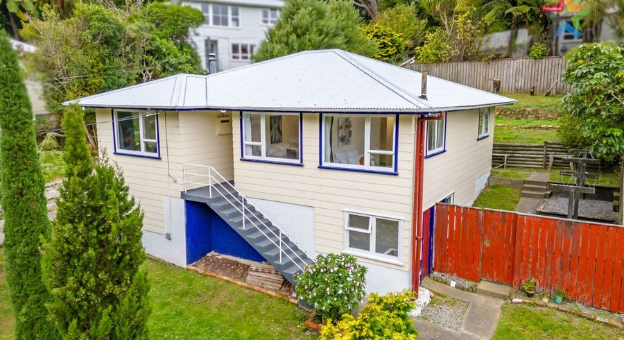  at 6 Tobruk Street, Karori, Wellington, Wellington