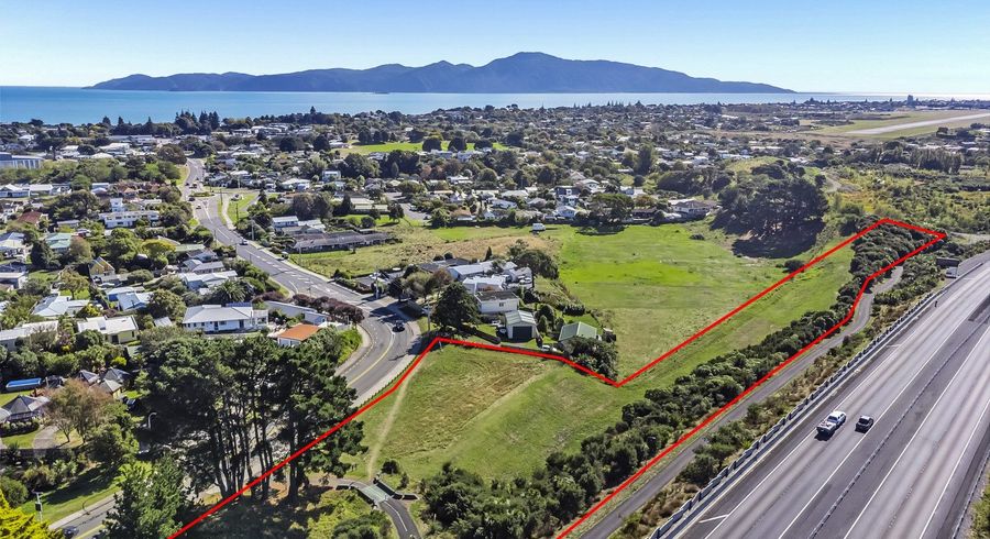  at Raumati Road, Raumati Beach, Kapiti Coast, Wellington
