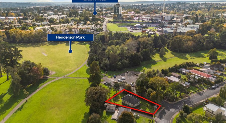  at 43 Wilsher Crescent, Henderson, Waitakere City, Auckland