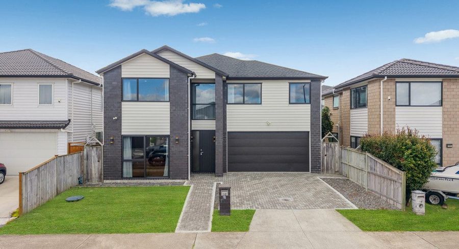  at 32 Carrygawley Road, Flat Bush, Manukau City, Auckland