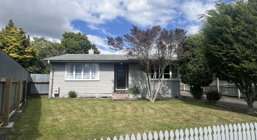  at 6 Radnor Place, Highbury, Palmerston North, Manawatu / Whanganui