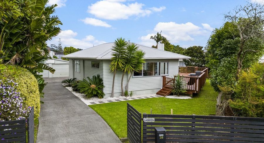  at 38 Graham Avenue, Te Atatu Peninsula, Auckland