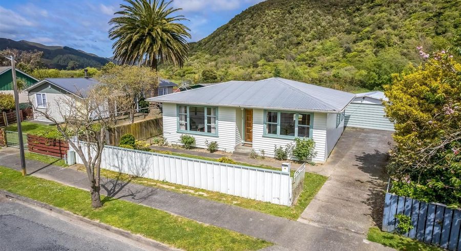  at 41 Parenga Street, Wainuiomata, Lower Hutt