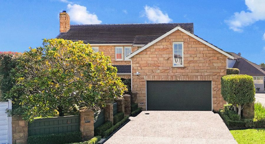  at 12 Fairfield Lane, East Tamaki Heights, Manukau City, Auckland