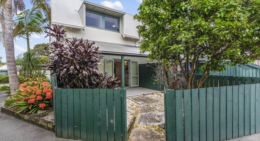  at 25/1 Water Street, Otahuhu, Auckland City, Auckland