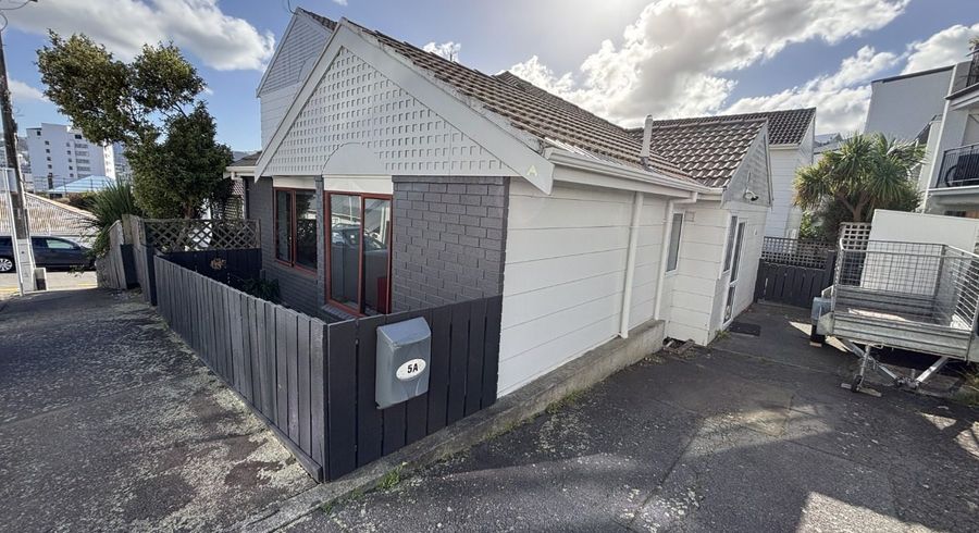  at 5A Duke Street, Mount Victoria, Wellington