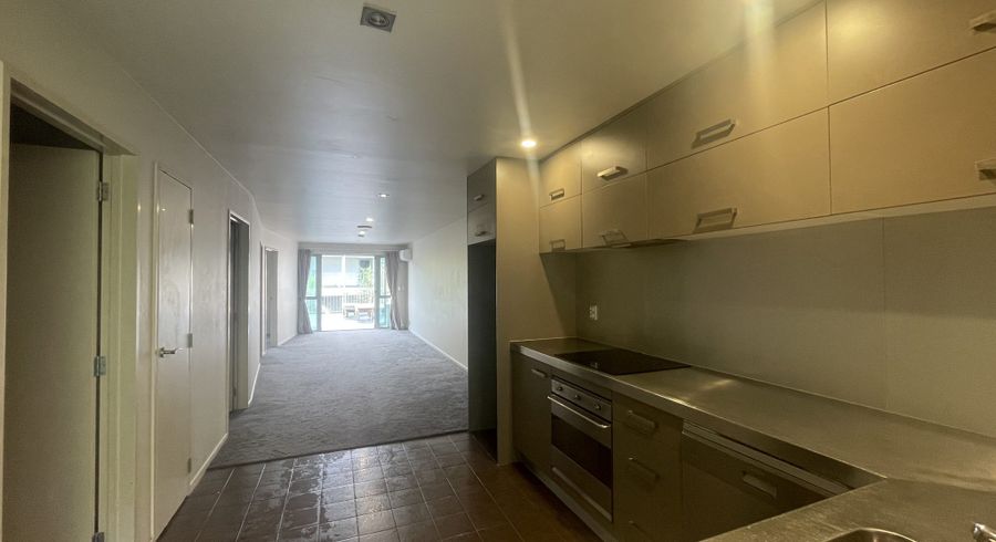  at 18/222 Albany Highway, Schnapper Rock, North Shore City, Auckland