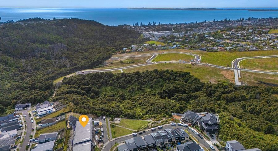  at APT 1/3 Kawau Close, Orewa, Rodney, Auckland