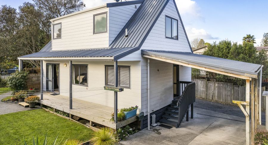  at 2/141 Reeves Road, Pakuranga Heights, Auckland