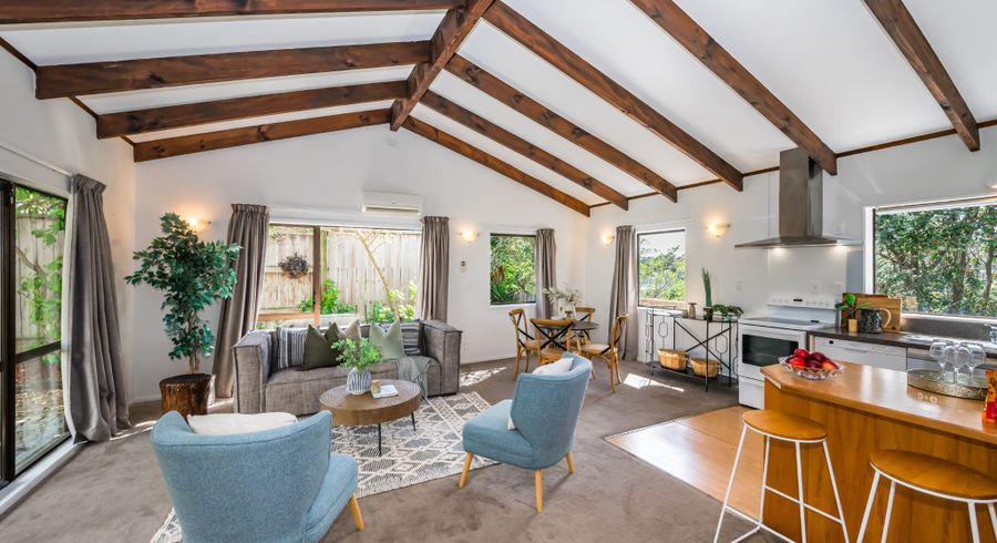  at 24 Island View Terrace, Waikanae Beach, Kapiti Coast, Wellington