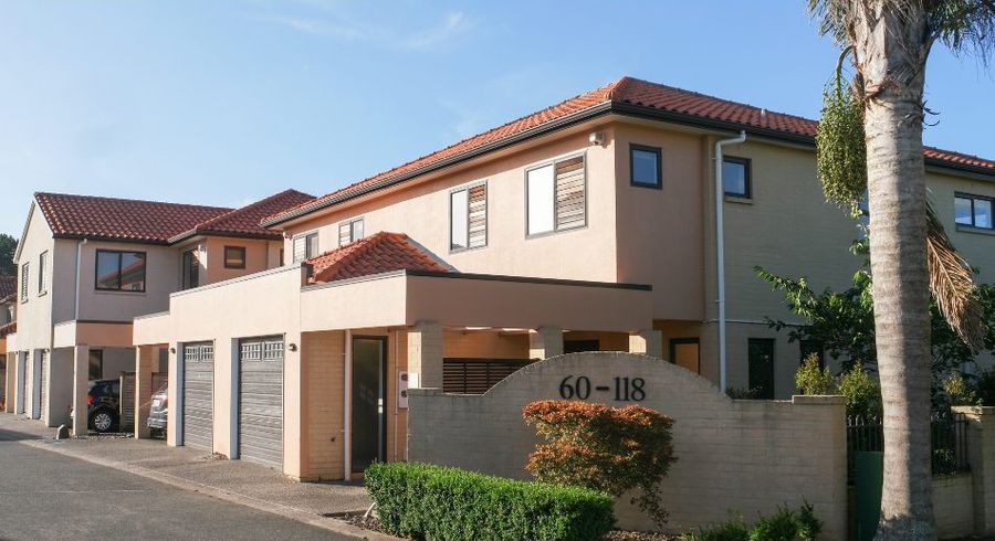  at 118 Huntington Drive, Huntington Park, Manukau City, Auckland