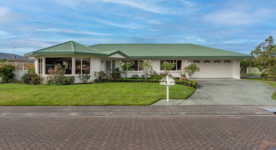  at 2 Lowndes Place, Taradale, Napier, Hawke's Bay