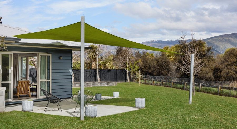  at 17 Hunt Place, Albert Town, Wanaka, Otago