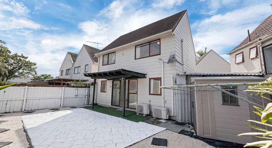  at 11/19A Gray Avenue, Mangere East, Manukau City, Auckland