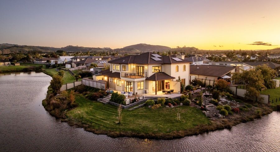  at 166 Oriental Parade, Papamoa, Tauranga, Bay Of Plenty