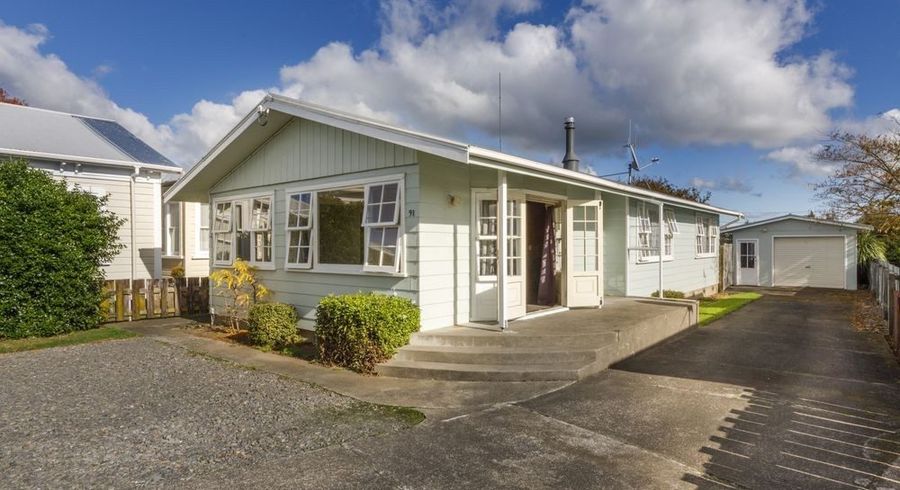  at 91 Bridge Street, Bulls