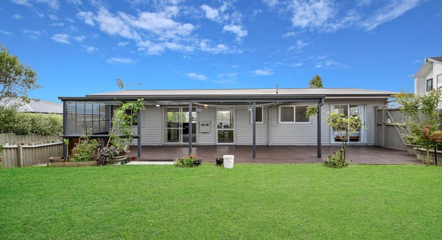  at 44 Bond Crescent, Forrest Hill, North Shore City, Auckland