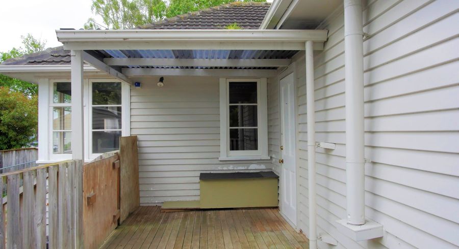  at 35 Seddon Street, Takaro, Palmerston North, Manawatu / Whanganui