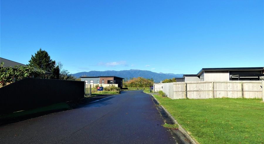  at 40 Orowaiti Road, Westport