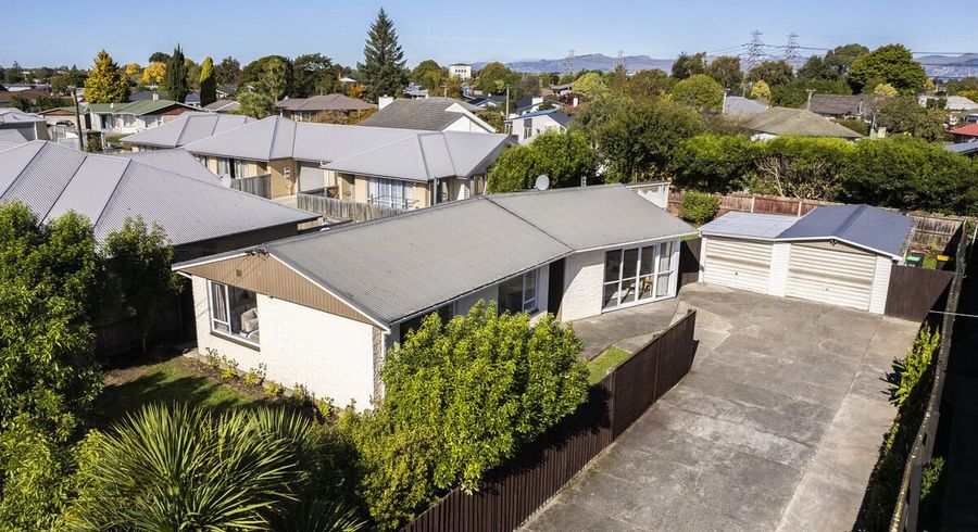  at 10 Eastling Street, Bishopdale, Christchurch