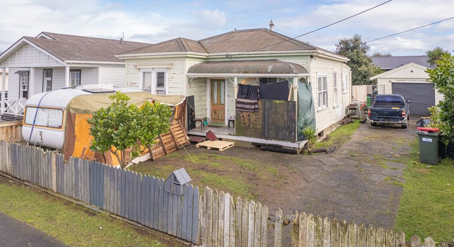  at 5 Mahoney Street, Whanganui East, Whanganui