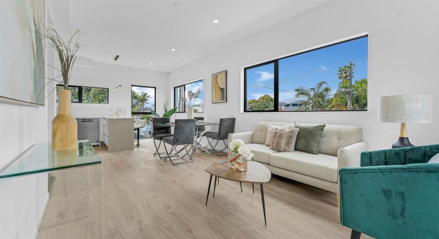  at 5/13 Keeling Road, Henderson, Waitakere City, Auckland