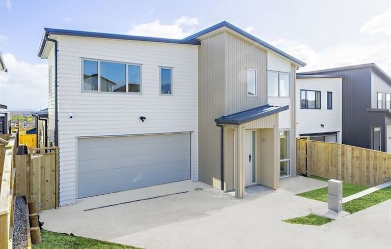  at 17 Paripari Street, Flat Bush, Manukau City, Auckland