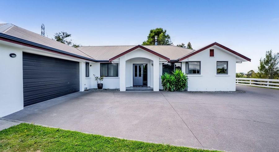  at 90 Ridgewood Drive, Ridgewood, New Plymouth