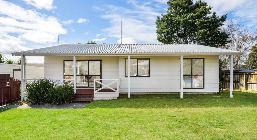  at 2/90 Shifnal Drive, Randwick Park, Manukau City, Auckland