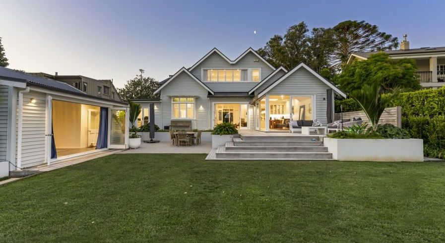  at 21 Norwood Road, Bayswater, North Shore City, Auckland