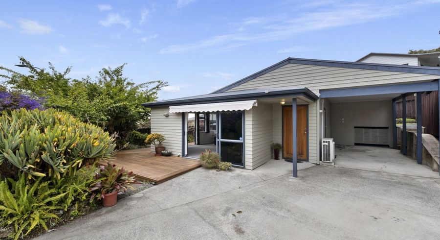  at 2 Dunrobbin Place, Gate Pa, Tauranga