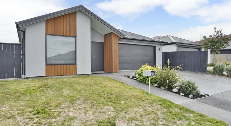  at 8/21 Blakes Road, Belfast, Christchurch