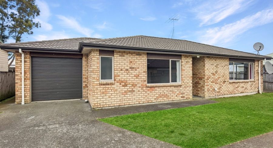  at 111A Universal Drive, Henderson, Waitakere City, Auckland