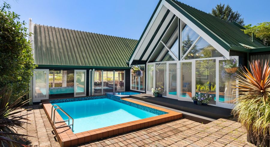  at 8 Alderton Place, Opaheke, Papakura