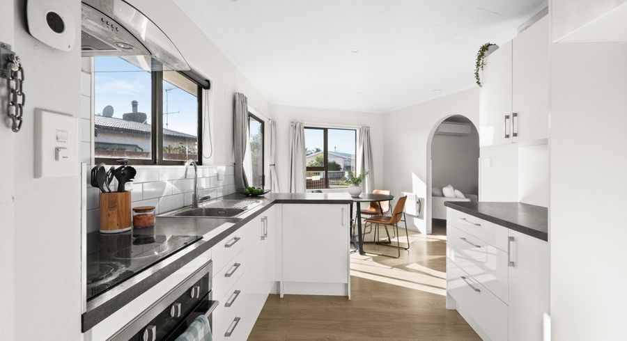 at 27 Elliott Street, Taradale, Napier, Hawke's Bay
